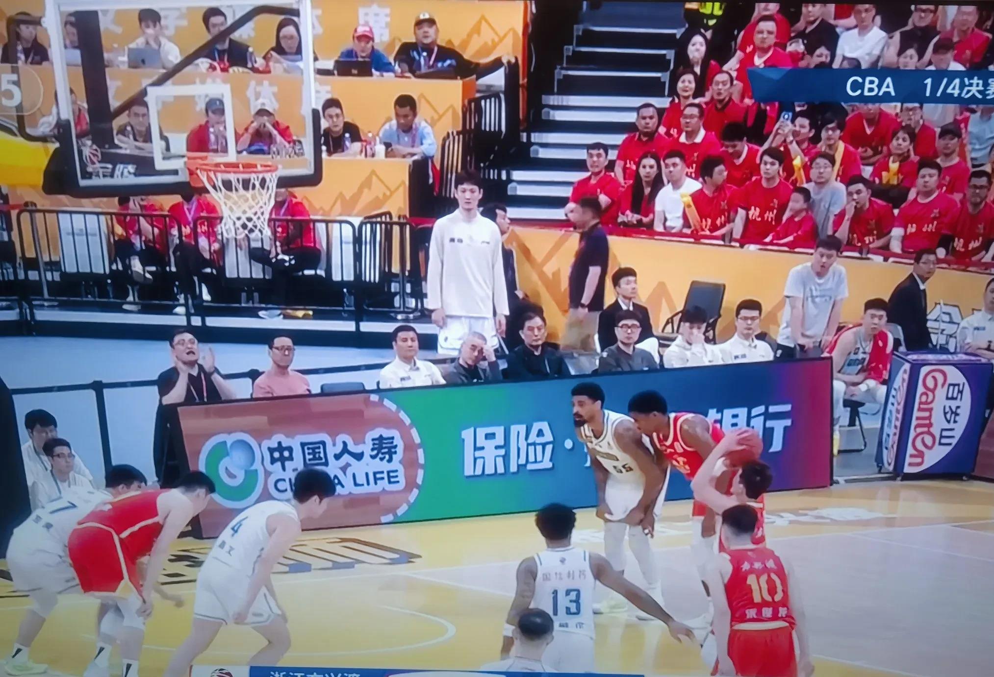 冲刺阶段山东男篮备战NBA常规赛,止住颓势细节流出,引发热议,更衣室氛围转暖的简单介绍 冲刺阶段山东男篮备战NBA常规赛,止住颓势细节流出,引发热议,更衣室氛围转暖的简单介绍