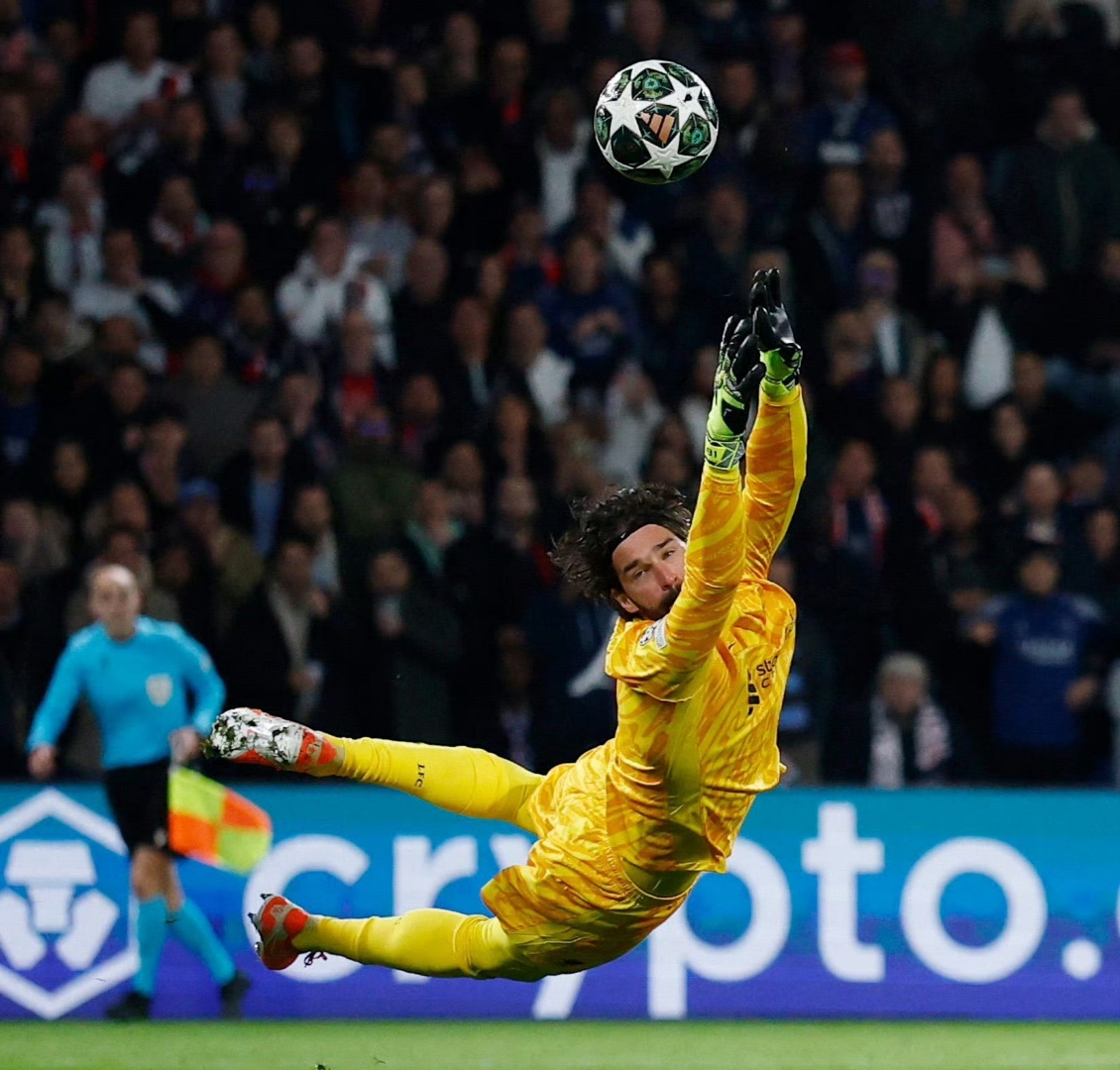 转折点！塞维利亚官宣签约，欧冠转会期攻防权衡，震撼外界，训练强度明显提升 