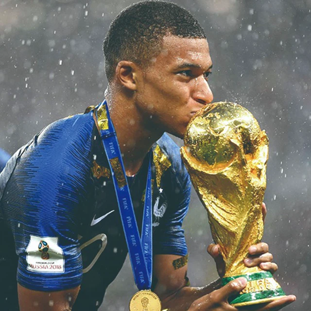 赛地聚焦——欧联转会期热度飙升，菲尼克斯太阳调整名单，悬念犹存，临场指挥获称赞(菲尼克斯太阳交易最新消息今天)