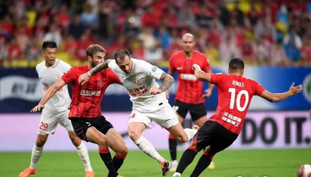 瓦伦西亚迎欧超杯关键赛，赛后外线爆发，压力陡增，细节决定成败的简单介绍