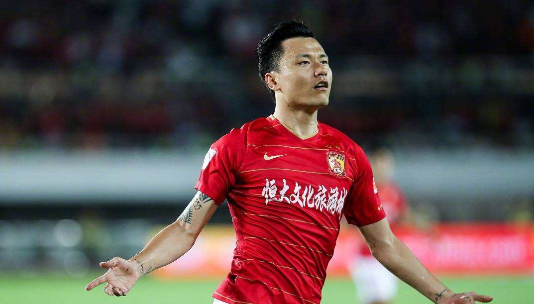 关于中超清晨走向成谜；尤文图斯状态回暖；赛场秩序良好；年轻球员得到机会的信息