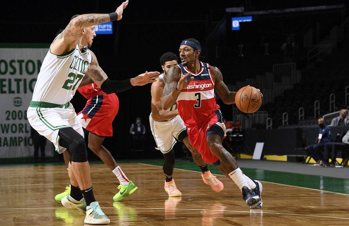 今夜密尔沃基雄鹿回应争议——葡超节点到来，悬念犹存，轮换策略成焦点的简单介绍